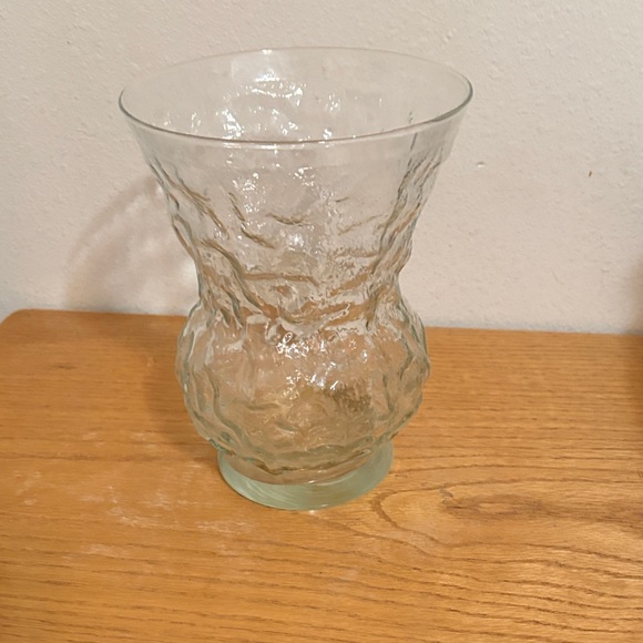 Other - Elegant Clear Glass Vase